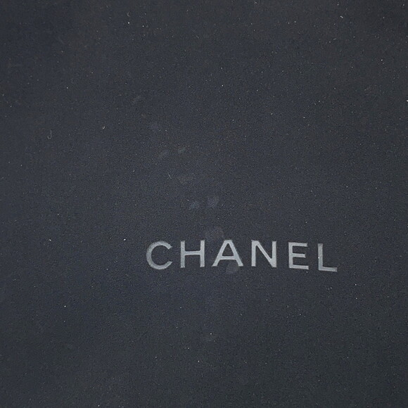 CHANEL Blue Lambskin Leather Wallet - Picture 15 of 16